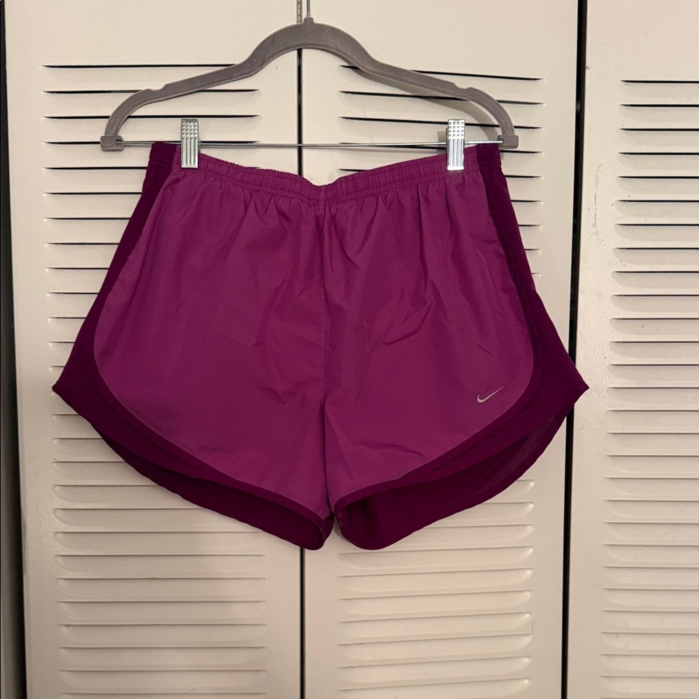 Nike Women's Two-Tone Magenta Athletic Shorts